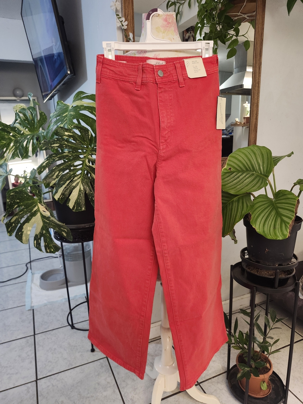 Universal Thread Red Wide Leg Jeans